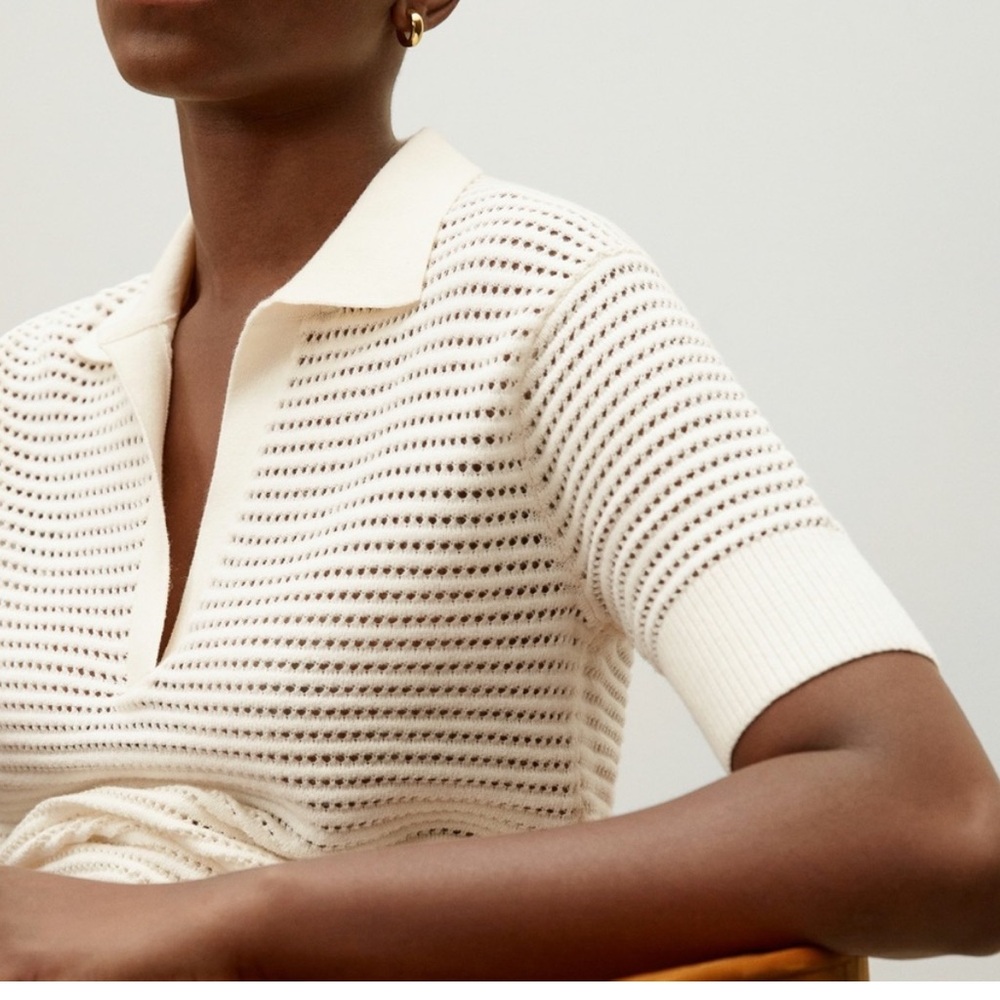 Everlane Cream V-Neck Sweater - Picture 3 of 5